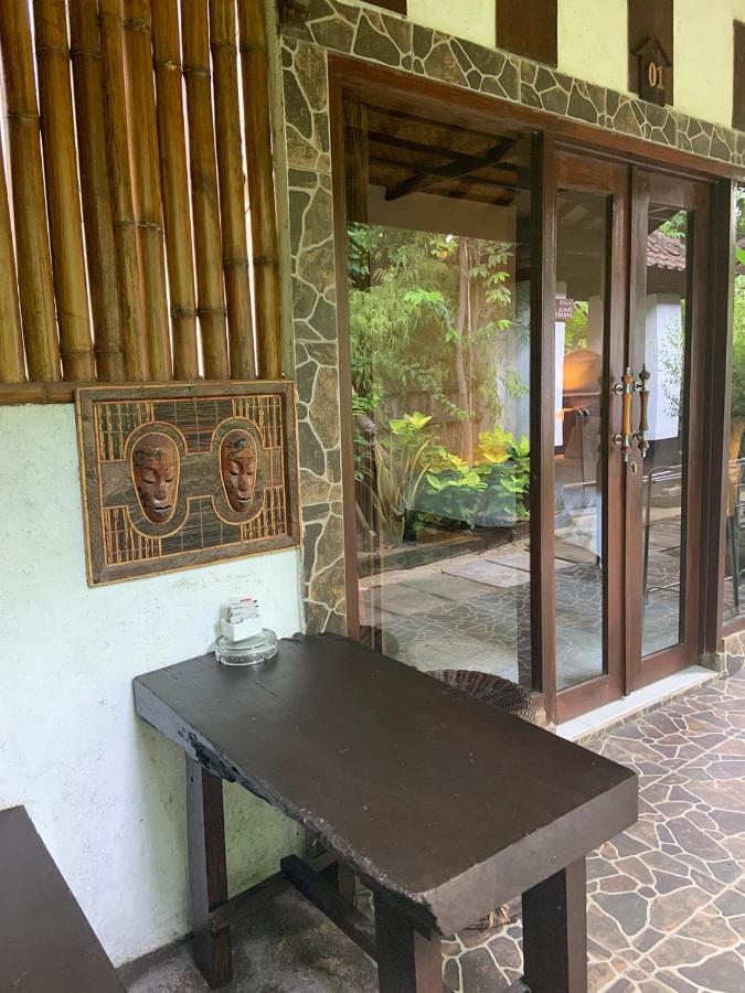 Bed and Breakfast Dili Gili Гили Траванган Экстерьер фото