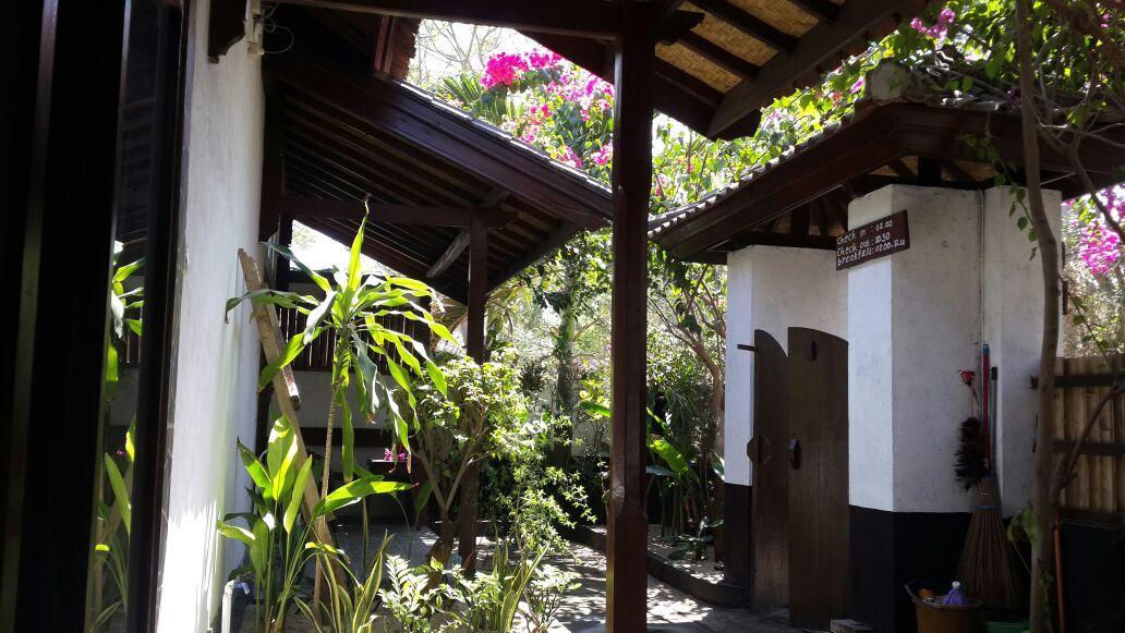 Bed and Breakfast Dili Gili Гили Траванган Экстерьер фото